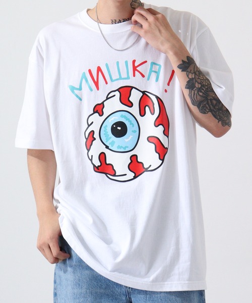 MISHKA（ミシカ）の「MISHKA MISHKA T-SHIRT グラフィックプリント 半袖 Tシャツ（Tシャツ/カットソー・メンズ・サンドベージュ/ダークブラウン/ブラック/ホワイト/ブラック系その他5/ホワイト系その他2/ホワイト系その他3/ホワイト系その他/ブラック系その他2/ブラック系その他4/ブラック系その他/ブラック系その他3/チャコールグレー/ホワイト系その他5/ホワイト系その他4/ライトオリーブ・M/XL/L/2XL）」の5枚目の写真