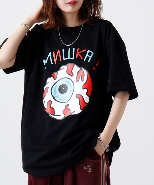 MISHKA（ミシカ）の「MISHKA MISHKA T-SHIRT グラフィックプリント 半袖 Tシャツ（Tシャツ/カットソー・メンズ・サンドベージュ/ダークブラウン/ブラック/ホワイト/ブラック系その他5/ホワイト系その他2/ホワイト系その他3/ホワイト系その他/ブラック系その他2/ブラック系その他4/ブラック系その他/ブラック系その他3/チャコールグレー/ホワイト系その他5/ホワイト系その他4/ライトオリーブ・M/XL/L/2XL）」の11枚目の写真