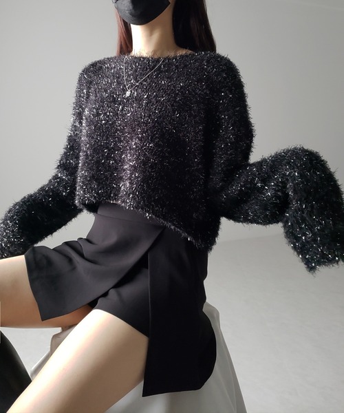 me+em select(ミームセレクト)の「【 2color 】ラメシャギーショートニットトップス(ニット/セーター・レディース・シルバー/ブラック・FREE)」の4枚目の写真