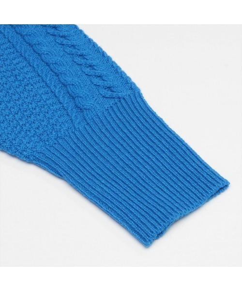 Pitta Re:)（ピッタリ）の「ラム混ケーブルニット バックスリットプルオーバー（ニット/セーター・レディース・ターコイズブルー/グレイッシュベージュ・M/L）」の14枚目の写真