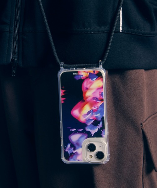 MAISON SPECIAL（メゾンスペシャル）の「《UNISEX》Multi Graphic iPhone Case with Strap for SE2/SE3/7/8/12/12Pro/13/14 ストラップ付きマルチグラフィックiPhoneケース■SE2/SE3/7/8/12/12Pro/13/14対応■【MAISON SPECIAL/メゾンスペシャル】（スマホケース/カバー・メンズ・その他2/その他11/その他3/その他8/その他10/その他7/その他12/その他9/その他6/その他1/その他5/その他4・2/1/0）」の4枚目の写真