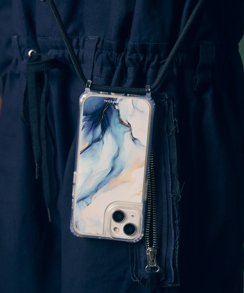 MAISON SPECIAL（メゾンスペシャル）の「《UNISEX》Multi Graphic iPhone Case with Strap for SE2/SE3/7/8/12/12Pro/13/14 ストラップ付きマルチグラフィックiPhoneケース■SE2/SE3/7/8/12/12Pro/13/14対応■【MAISON SPECIAL/メゾンスペシャル】（スマホケース/カバー・メンズ・その他2/その他11/その他3/その他8/その他10/その他7/その他12/その他9/その他6/その他1/その他5/その他4・2/1/0）」の10枚目の写真