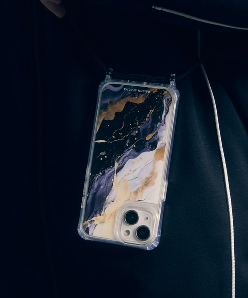 MAISON SPECIAL（メゾンスペシャル）の「《UNISEX》Multi Graphic iPhone Case with Strap for SE2/SE3/7/8/12/12Pro/13/14 ストラップ付きマルチグラフィックiPhoneケース■SE2/SE3/7/8/12/12Pro/13/14対応■【MAISON SPECIAL/メゾンスペシャル】（スマホケース/カバー・メンズ・その他2/その他11/その他3/その他8/その他10/その他7/その他12/その他9/その他6/その他1/その他5/その他4・2/1/0）」の12枚目の写真