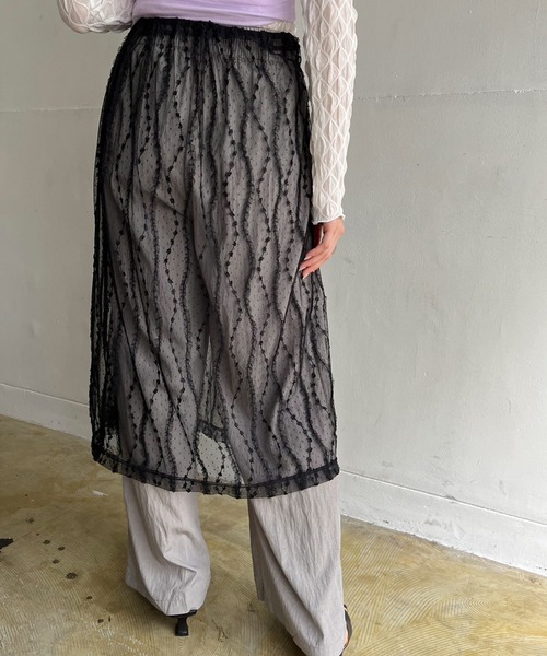 Jewelobe（ジュエローブ）の「エンブロイダリーチュールシアーレイヤードスカート（スカート・レディース・アイボリー/ブラック・FREE）」の12枚目の写真