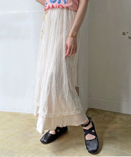 Jewelobe（ジュエローブ）の「エンブロイダリーチュールシアーレイヤードスカート（スカート・レディース・アイボリー/ブラック・FREE）」の16枚目の写真