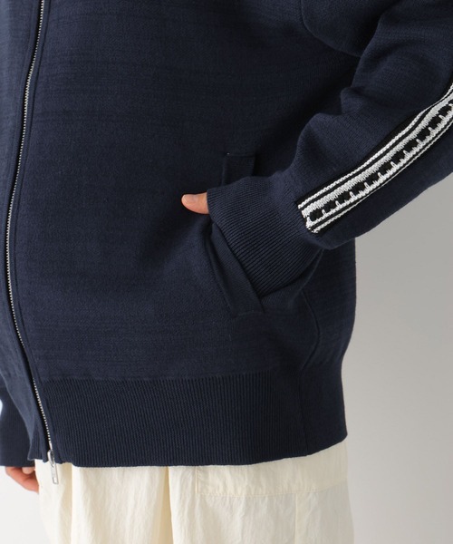 LEPSIM（レプシィム）の「【産前・産後対応】マタニティ／ラインニットカーディガン　992065（マタニティウェア/グッズ・レディース・ダークネイビー/アイボリー・FREE）」の20枚目の写真