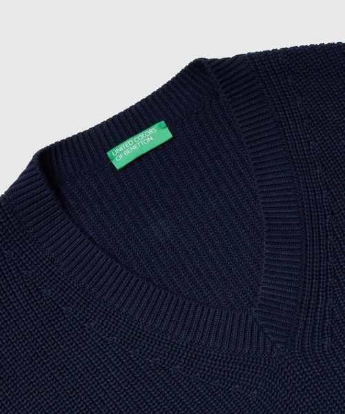 BENETTON (UNITED COLORS OF BENETTON)(ベネトンユナイテッドカラーズオブベネトン)の「ピュアコットン100%ニット無地Vネックベスト(ベスト・メンズ・ネイビー・SMALL/MEDIUM/LARGE)」の7枚目の写真