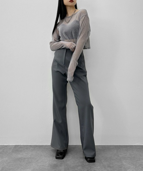 LVEU.(ラブユ.)の「【LVEU.】シアーラメクロップドプルオーバー / トップス シアー シースルー ラメ クロップド ショート レイヤード ブラック グレー ZOZOTOWN限定(Tシャツ/カットソー・レディース・グレー/ブラック・FREE)」の17枚目の写真