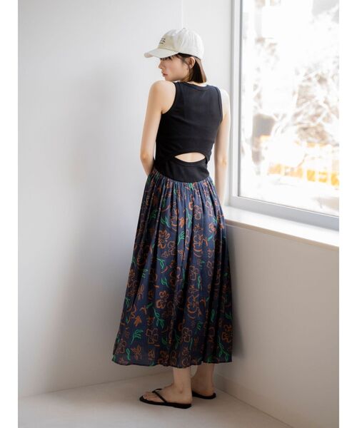 Ungrid(アングリッド)の「バックオープンドッキングワンピース(ワンピース・レディース・ブラック/グリーン系その他/その他1・FREE)」の3枚目の写真