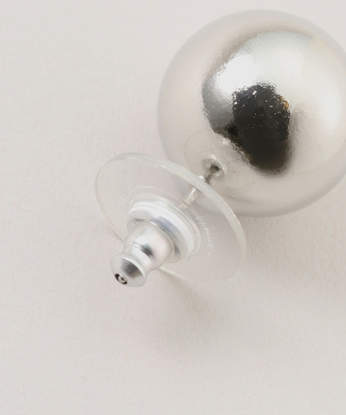CITYSHOP(シティーショップ)の「【Kenneth Jay Lane/ケネス ジェイ レーン】SINGLE BALL EARRING:ピアス(ピアス(両耳用)・レディース・シルバー・FREE)」の3枚目の写真