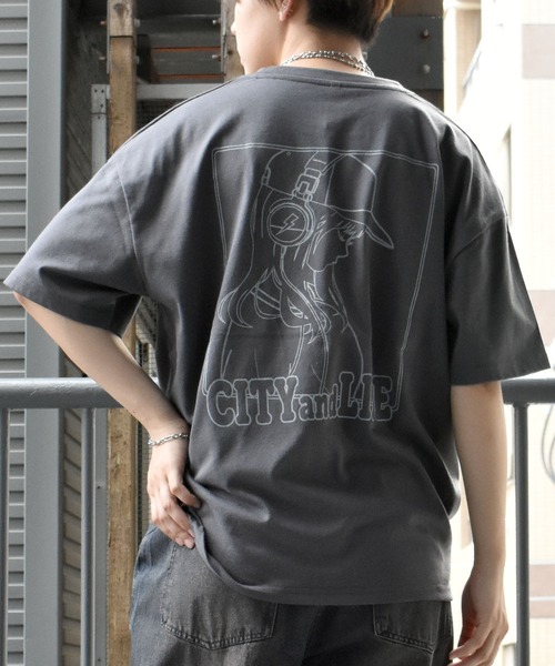 Starting Over（スターティングオーバー）の「oversize girls print  T-shirt/オーバーサイズ ガールズ  バックプリント クルーネック 半袖Tシャツ（Tシャツ/カットソー・メンズ・ブラック系その他2/グレー系その他/ホワイト/グレー系その他2/ブラック/ホワイト系その他/ホワイト系その他2/ブラック系その他/チャコールグレー・M/XL/L）」の9枚目の写真