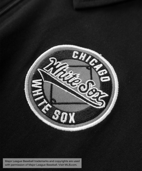MLB(メジャーリーグベースボール)の「【MAJOR LEAGUE BASEBALL/メジャーリーグベースボール】MLB 5TEAM LOGO フロントサークルロゴ刺繍&バックアーチロゴワッペンデザイン リブライン ハーフジップT/半袖Tシャツ(Tシャツ/カットソー・メンズ・ダークグリーン/ネイビー/ブラック/ホワイト/ワインレッド・M/XL/L)」の13枚目の写真