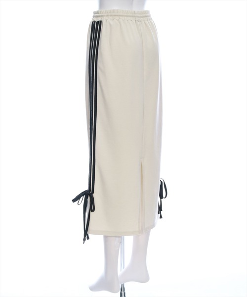 clear（クリア）の「ラインリボンスウェットIラインスカート[バレエコア カジュアル ガーリー]≪SS新作≫（スカート・レディース・グレー/アイボリー/ブラック・F）」の6枚目の写真