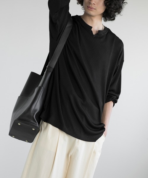 aimoha（アイモハ）の「aimoha men JACQUARD WIDE RIB Y-NECK TEE（Tシャツ/カットソー・メンズ・ホワイト/グレー/ブラック・MEDIUM/LARGE/X-LARGE/XX-LARGE）」の8枚目の写真