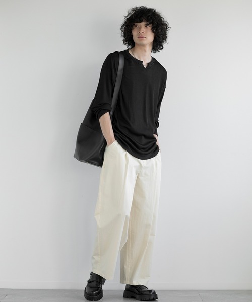aimoha（アイモハ）の「aimoha men JACQUARD WIDE RIB Y-NECK TEE（Tシャツ/カットソー・メンズ・ホワイト/グレー/ブラック・MEDIUM/LARGE/X-LARGE/XX-LARGE）」の10枚目の写真