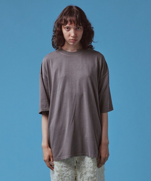 Ameno Auro(アメノアウロ)の「【Ameno Auro/アメノアウロ】16/綿天竺ピグメントビッグT(Tシャツ/カットソー・メンズ・ライトグレー/ブラック/ベージュ・L/M)」の3枚目の写真