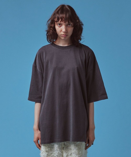 Ameno Auro(アメノアウロ)の「【Ameno Auro/アメノアウロ】16/綿天竺ピグメントビッグT(Tシャツ/カットソー・メンズ・ライトグレー/ブラック/ベージュ・L/M)」の21枚目の写真