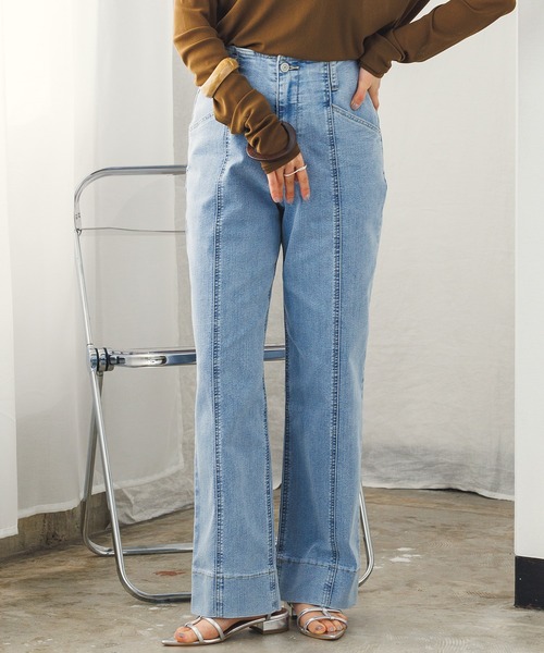 hunch（ハンチ）の「デニム/ツイルストレートパンツ（デニムパンツ・レディース・グレイッシュベージュ/ワンウォッシュ/ライトインディゴブルー・FREE）」の2枚目の写真