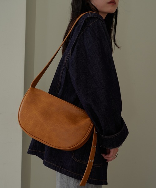 CIAOPANIC TYPY（チャオパニックティピー）の「ハーフムーンヴィンテージレザーショルダー（ショルダーバッグ・レディース・ライトブラウン/ブラック/シルバー・ONE SIZE）」の12枚目の写真