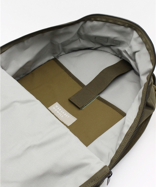 margaret howell porter リュック　カーキ PORTER（ポーター）の「MARGARET HOWELL×PORTER / デイパック（バック
