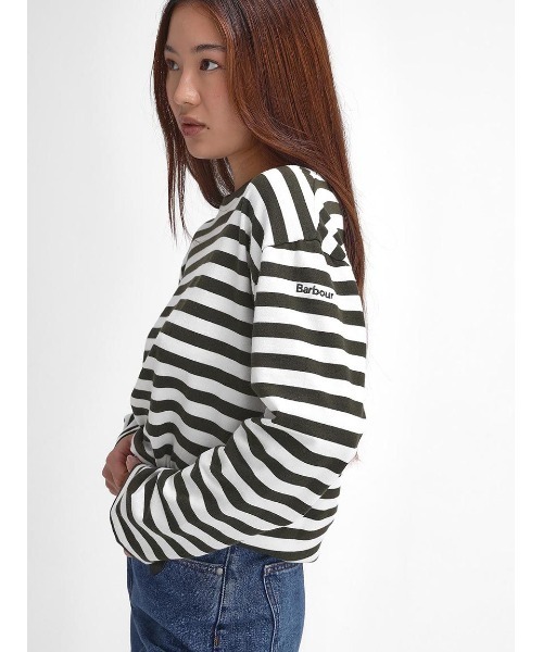 Barbour（バブアー）の「Bede ボーダー カットソー（オーバーサイズフィット）（Tシャツ/カットソー・レディース・ネイビー/オリーブ・8/10）」の5枚目の写真