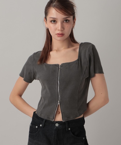 FOREVER 21（フォーエバー トゥエンティーワン）の「【2024SS】ピグメントリブジップTシャツ（Tシャツ/カットソー・レディース・ネイビー/グレー/ナチュラル・SMALL/MEDIUM）」の2枚目の写真