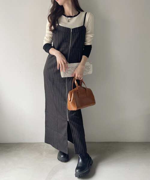 Eclat one(エクラワン)の「【Eclat one】ピンストライプ フロントジップ キャミワンピース(ワンピース・レディース・グレー/ネイビー/ブラック・FREE)」の5枚目の写真