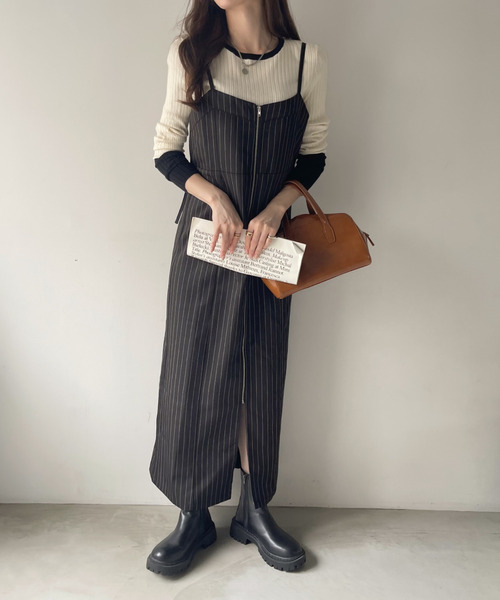 Eclat one(エクラワン)の「【Eclat one】ピンストライプ フロントジップ キャミワンピース(ワンピース・レディース・グレー/ネイビー/ブラック・FREE)」の6枚目の写真