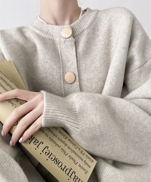 Girly Doll（ガーリードール）の「クルーネックボタンカーディガン