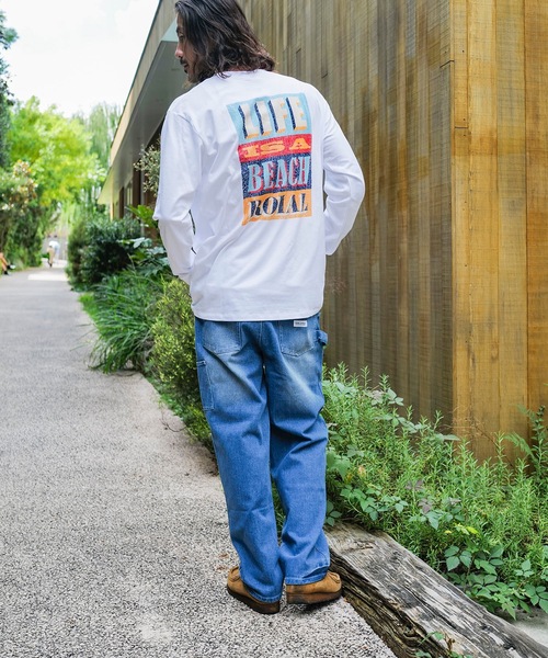 roial(ロイアル)の「DESIGN TEE/ROIAL(ロイアル)リラックスサイジングボックスロゴライクバックプリント長袖ロンT(Tシャツ/カットソー・メンズ・ホワイト/ブラック/ベージュ・MEDIUM/LARGE/X-LARGE)」の13枚目の写真