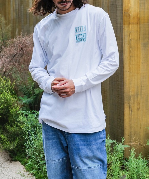 roial(ロイアル)の「DESIGN TEE/ROIAL(ロイアル)リラックスサイジングボックスロゴライクバックプリント長袖ロンT(Tシャツ/カットソー・メンズ・ホワイト/ブラック/ベージュ・MEDIUM/LARGE/X-LARGE)」の16枚目の写真