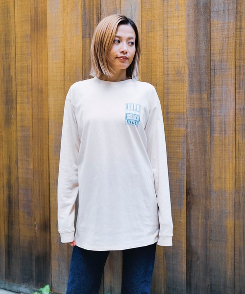 roial(ロイアル)の「DESIGN TEE/ROIAL(ロイアル)リラックスサイジングボックスロゴライクバックプリント長袖ロンT(Tシャツ/カットソー・メンズ・ホワイト/ブラック/ベージュ・MEDIUM/LARGE/X-LARGE)」の9枚目の写真