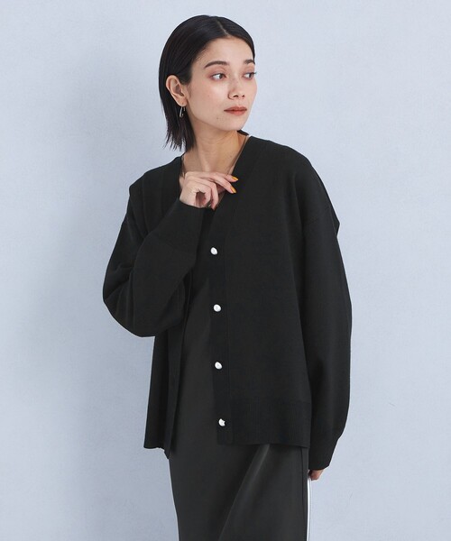 green label relaxing（グリーンレーベルリラクシング）の「W/AC パフニット Vネック カーディガン（カーディガン/ボレロ・レディース・ブラック/オフホワイト/ダークグレー/コバルトブルー・FREE）」の10枚目の写真