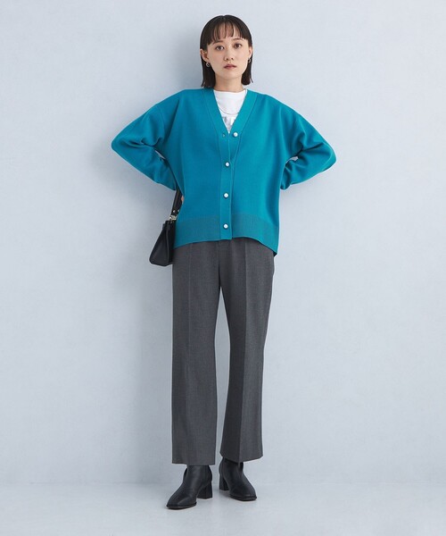 green label relaxing（グリーンレーベルリラクシング）の「W/AC パフニット Vネック カーディガン（カーディガン/ボレロ・レディース・ブラック/オフホワイト/ダークグレー/コバルトブルー・FREE）」の13枚目の写真