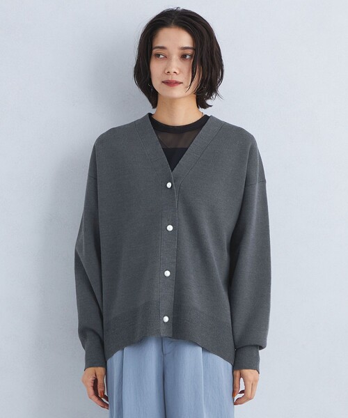 green label relaxing（グリーンレーベルリラクシング）の「W/AC パフニット Vネック カーディガン（カーディガン/ボレロ・レディース・ブラック/オフホワイト/ダークグレー/コバルトブルー・FREE）」の14枚目の写真