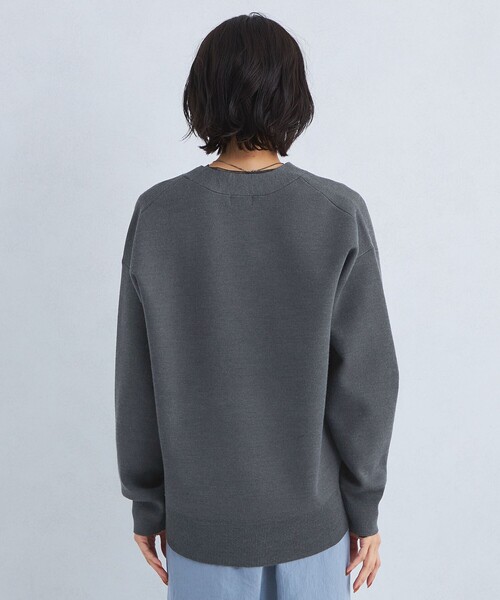 green label relaxing（グリーンレーベルリラクシング）の「W/AC パフニット Vネック カーディガン（カーディガン/ボレロ・レディース・ブラック/オフホワイト/ダークグレー/コバルトブルー・FREE）」の16枚目の写真