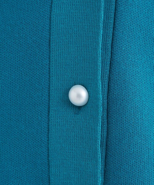 green label relaxing（グリーンレーベルリラクシング）の「W/AC パフニット Vネック カーディガン（カーディガン/ボレロ・レディース・ブラック/オフホワイト/ダークグレー/コバルトブルー・FREE）」の22枚目の写真