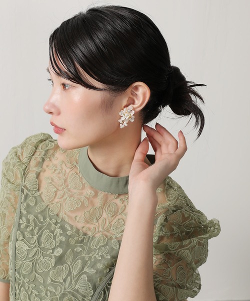 お花 モチーフ パール ピアス パーティー 結婚式 お呼ばれ
