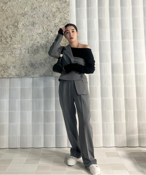 TURN BACK WAIST WIDE PANTS（スラックス）｜Ameri（アメリ）の