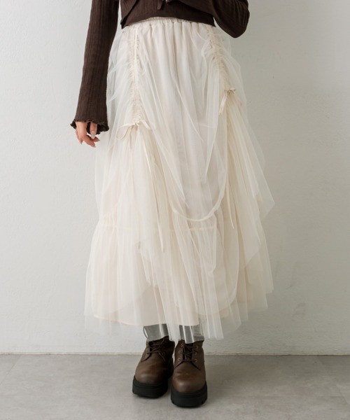 OLIVE des OLIVE（オリーブデオリーブ）の「ドロストチュールティアードスカート（スカート・レディース・オフホワイト/アイボリー/モカ・FREE）」の2枚目の写真
