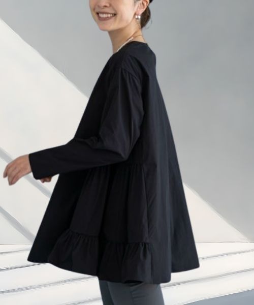 Sono（ソーノ）の「【定番人気ブラウス】ご自宅でお洗濯可能/日本製【SONO/ソーノ】サイドティアードブラウス（シャツ/ブラウス・レディース・ブラック/ネイビー/ホワイト/ピンク・FREE）」の22枚目の写真