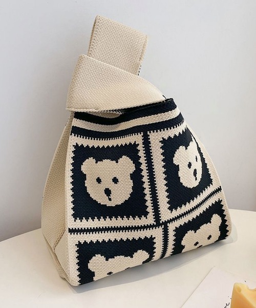Mignonjour（ミニョンジュール）の「FReePLACe/くま リボン柄ニットバッグ 12302（ハンドバッグ・レディース・ブラック/ホワイト/ホワイト系その他/ブラック系その他/その他2/その他5/その他3/その他4/その他7/その他6/その他8・FREE）」の2枚目の写真