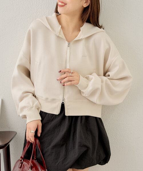 Chico(チコ)の「フード付きダンボールジップパーカー(Tシャツ/カットソー・レディース・ブラック/アイボリー/グレー・FREE)」の5枚目の写真