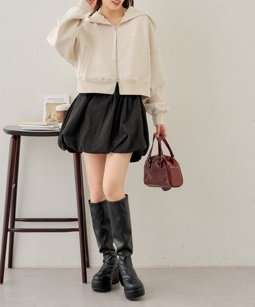 Chico(チコ)の「フード付きダンボールジップパーカー(Tシャツ/カットソー・レディース・ブラック/アイボリー/グレー・FREE)」の8枚目の写真