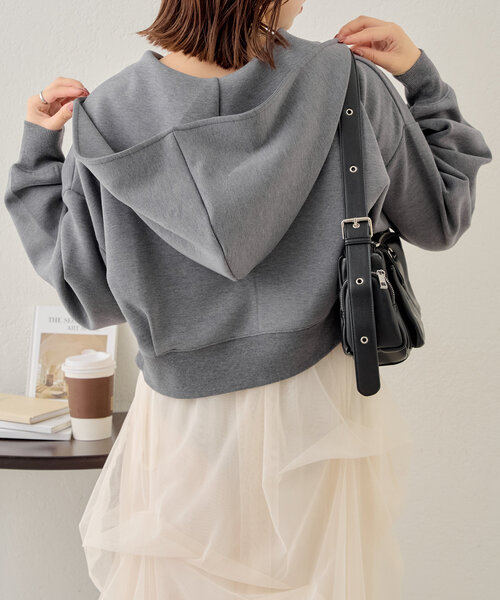 Chico(チコ)の「フード付きダンボールジップパーカー(Tシャツ/カットソー・レディース・ブラック/アイボリー/グレー・FREE)」の18枚目の写真