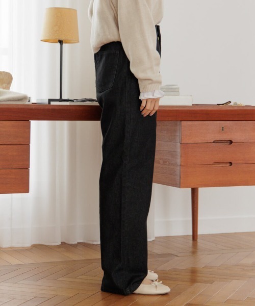 flower（フラワー）の「グラッドバギーパンツ2（デニムパンツ・レディース・ブラック/ネイビー・MEDIUM/SMALL）」の3枚目の写真