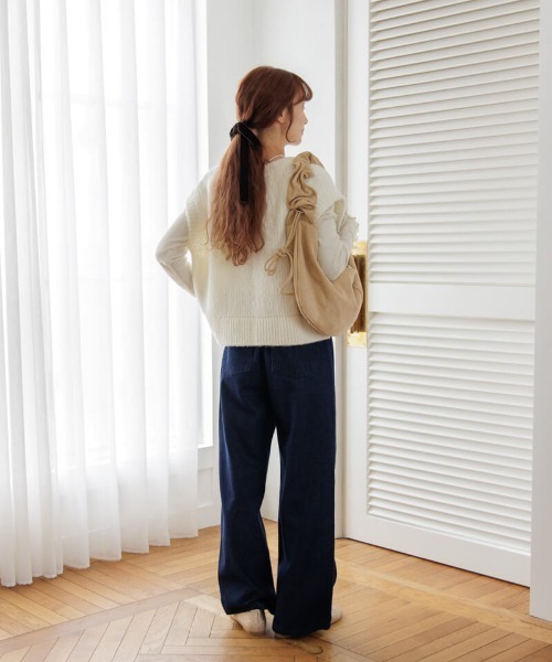 flower（フラワー）の「グラッドバギーパンツ2（デニムパンツ・レディース・ブラック/ネイビー・MEDIUM/SMALL）」の16枚目の写真