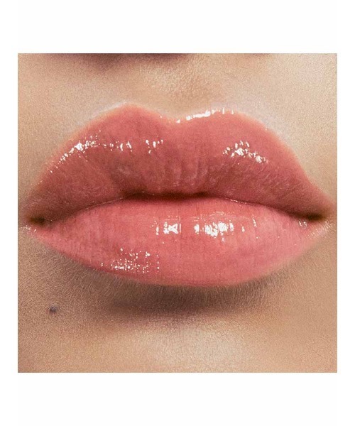 Yves Saint Laurent Beaute（イヴ・サンローラン・ボーテ）の