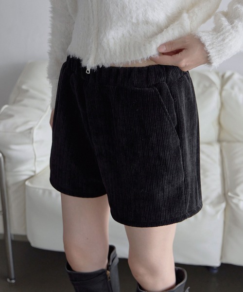 UNE MANSION（ユヌマンション）の「ウエストゴムコーデュロイニットショートパンツ（その他パンツ・レディース・アイボリー/ブラウン/グレー/ブラック・FREE）」の21枚目の写真