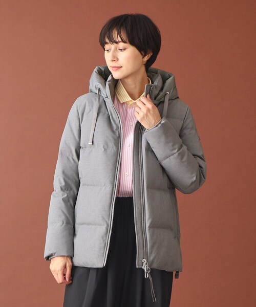 DUNO（デュノ）の「◆DUNO(デュノ）LOTTIE　ショートジャケット（ダウンジャケット/コート・レディース・グレー・01/02）」の2枚目の写真